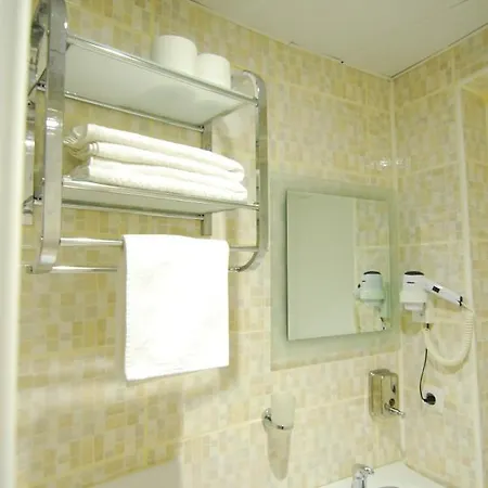 Kamelya Cave (adults Only) بيت شباب غوريمِيه