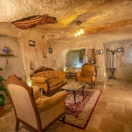 Kamelya Cave (adults Only) Hostel