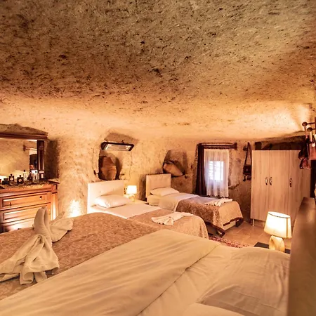 Kamelya Cave (adults Only) Гореме