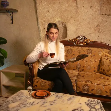 Kamelya Cave (adults Only) Hostel